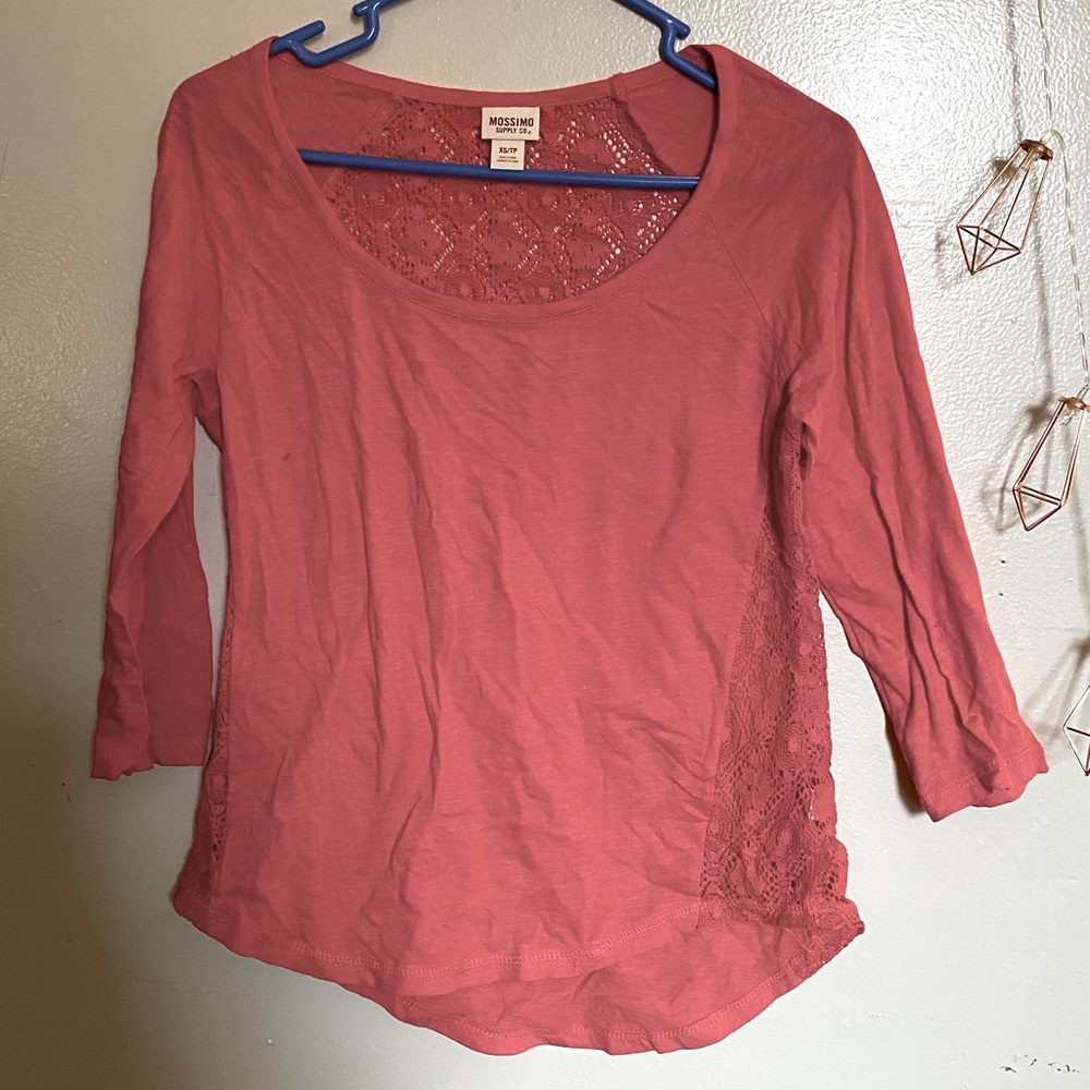 Peach Cotton 3/4 sleeve shirt with lace detailing and back.